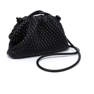 Urban Expressions Elsie crossbody Black Textured Purse